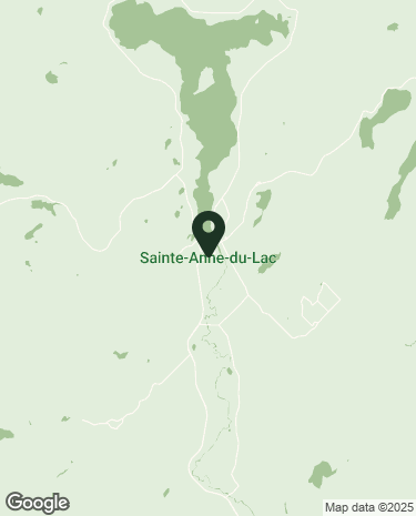 LAC WAPITI, Sainte-Anne-Du-Lac, Québec (Canada) 