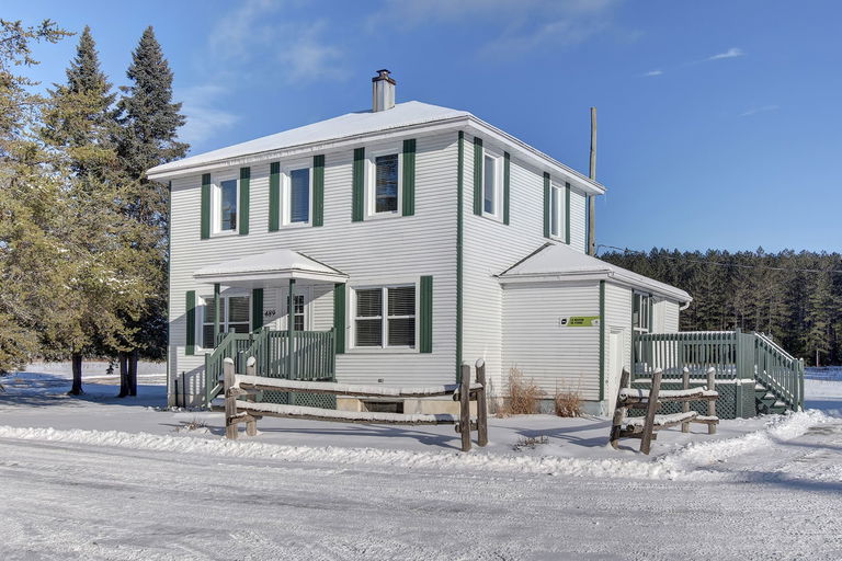 DOMAINE SAINT-BERNARD – HÉBERGEMENT