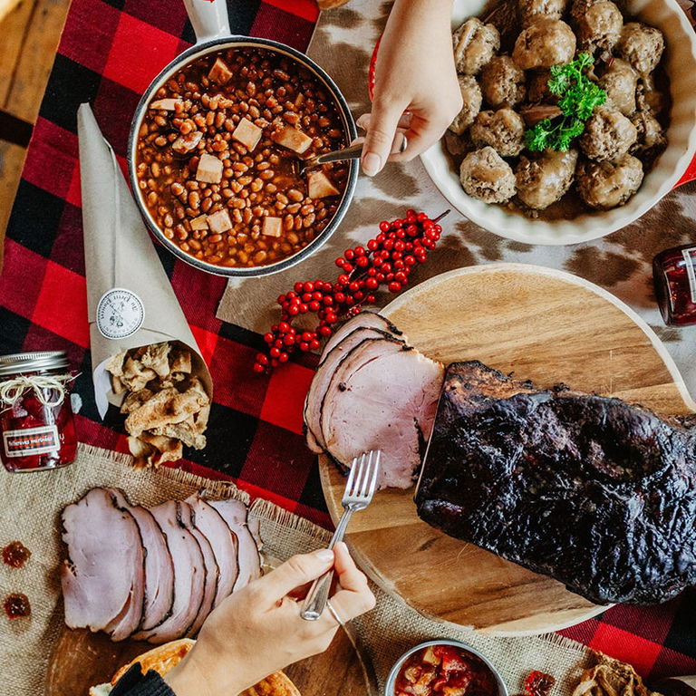 AU PETIT POUCET – REPAS CABANE À SUCRE