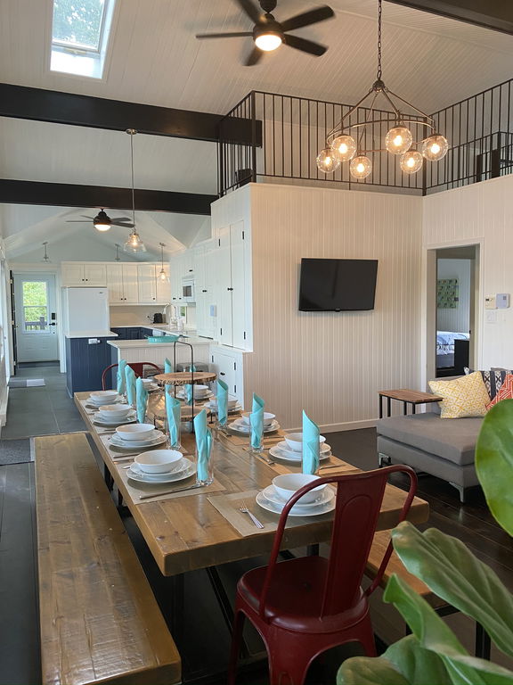 LAURENTIAN LAKESIDE COTTAGES - 1