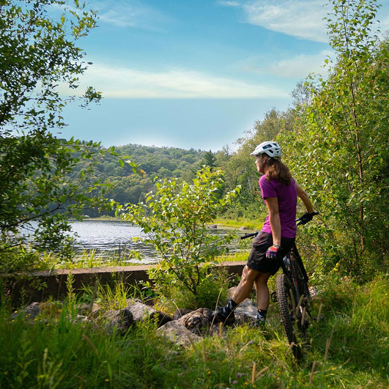PARC DU MONT LOUP-GAROU