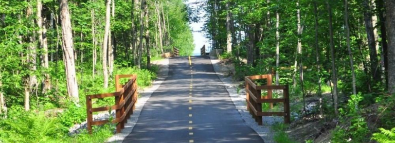 LA SEIGNEURIE DES PLAINES – VÉLO