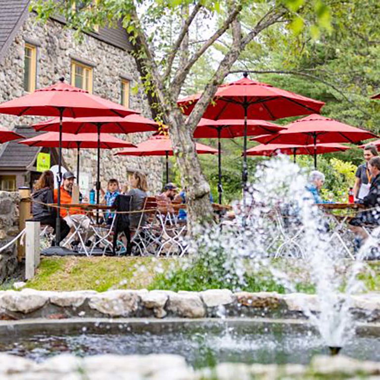 CHEZ ÉMILE RESTAURANT