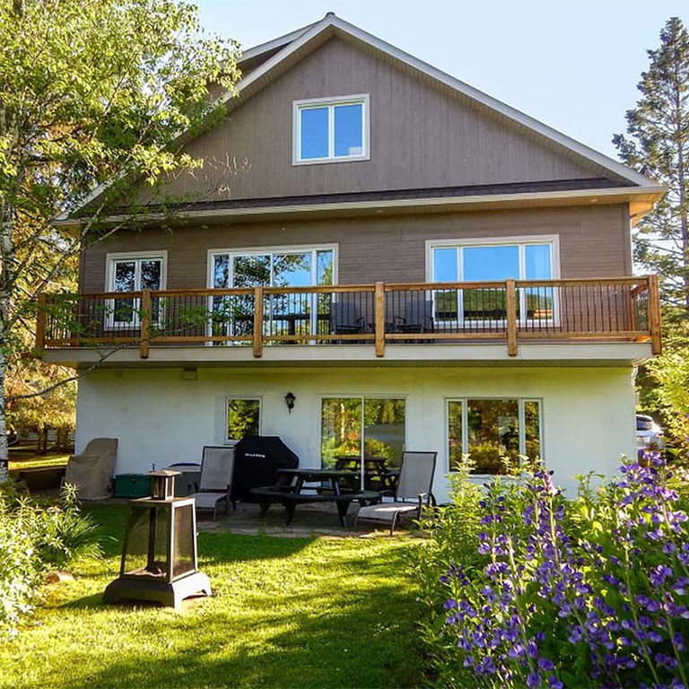 CHALETS LAURENTIDES MONT-TREMBLANT