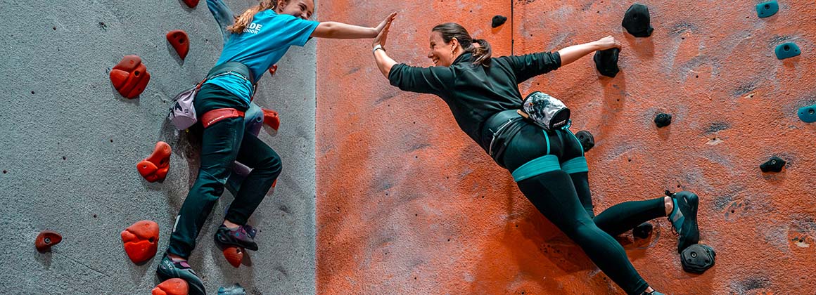 LE CRUX CENTRE D&rsquo;ESCALADE INTÉRIEUR