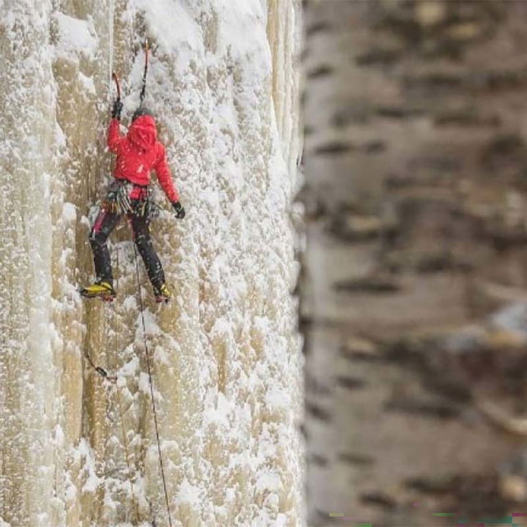 PASSE-MONTAGNE, ÉCOLE D&rsquo;ESCALADE