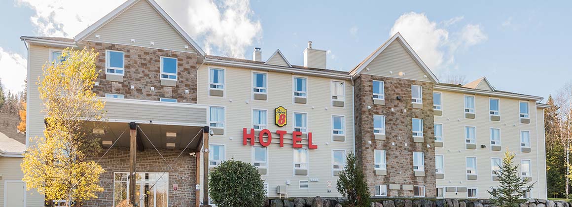 SUPER 8 SAINTE-AGATHE