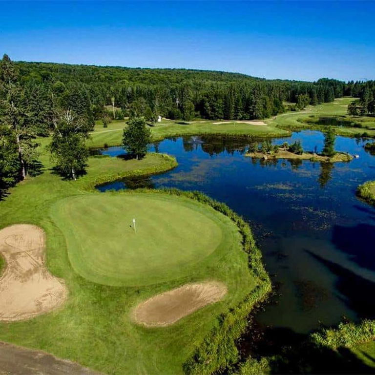 CLUB DE GOLF VALLÉE DE LA LIÈVRE