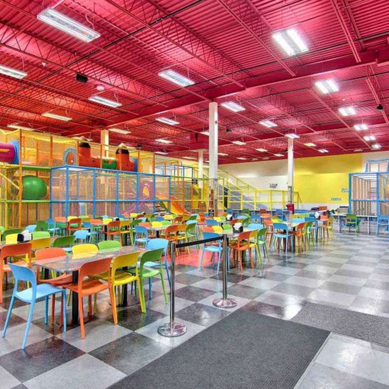 MÉGAMAZE BLAINVILLE