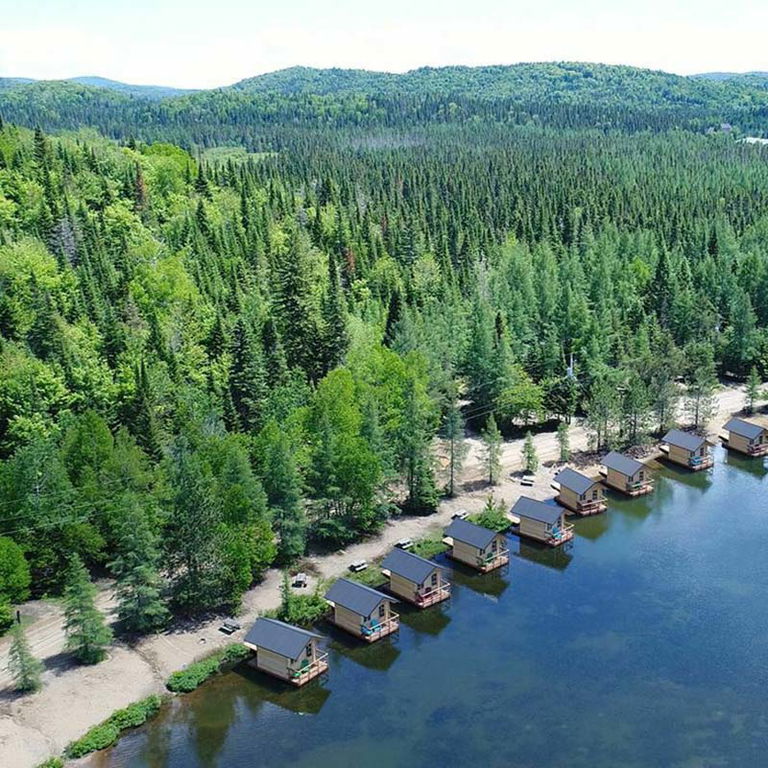 CAMPING DU DOMAINE LAUSANNE – HÉBERGEMENT INSOLITE