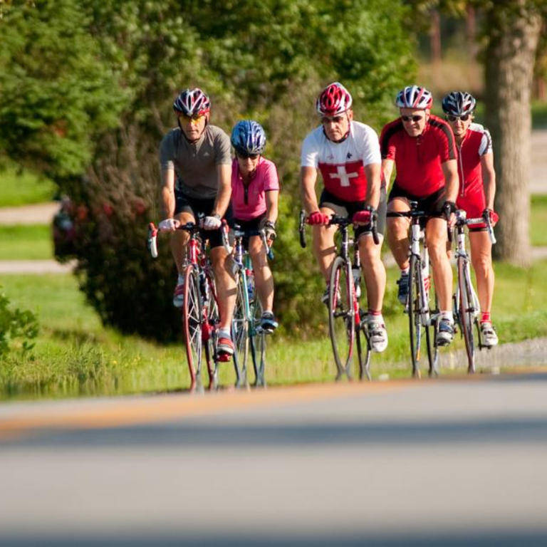 LE TOUR DES CÈDRES – VÉLO