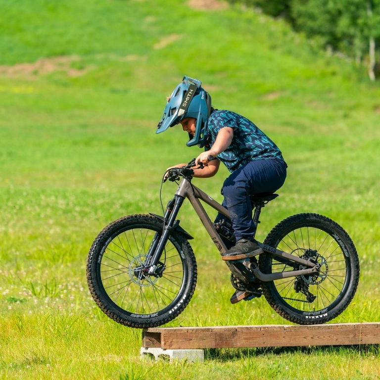 PARC VÉLO SOMMET SAINT-SAUVEUR